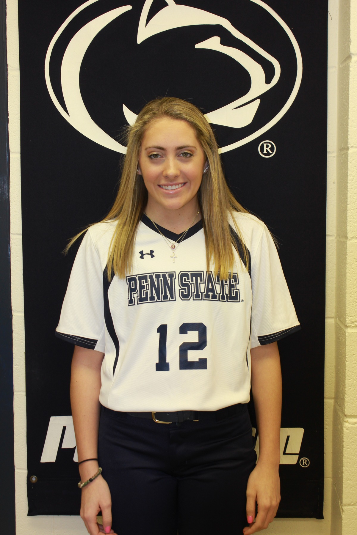 4/25/2017 Softball Pitcher of the Week: Lacie Lautner