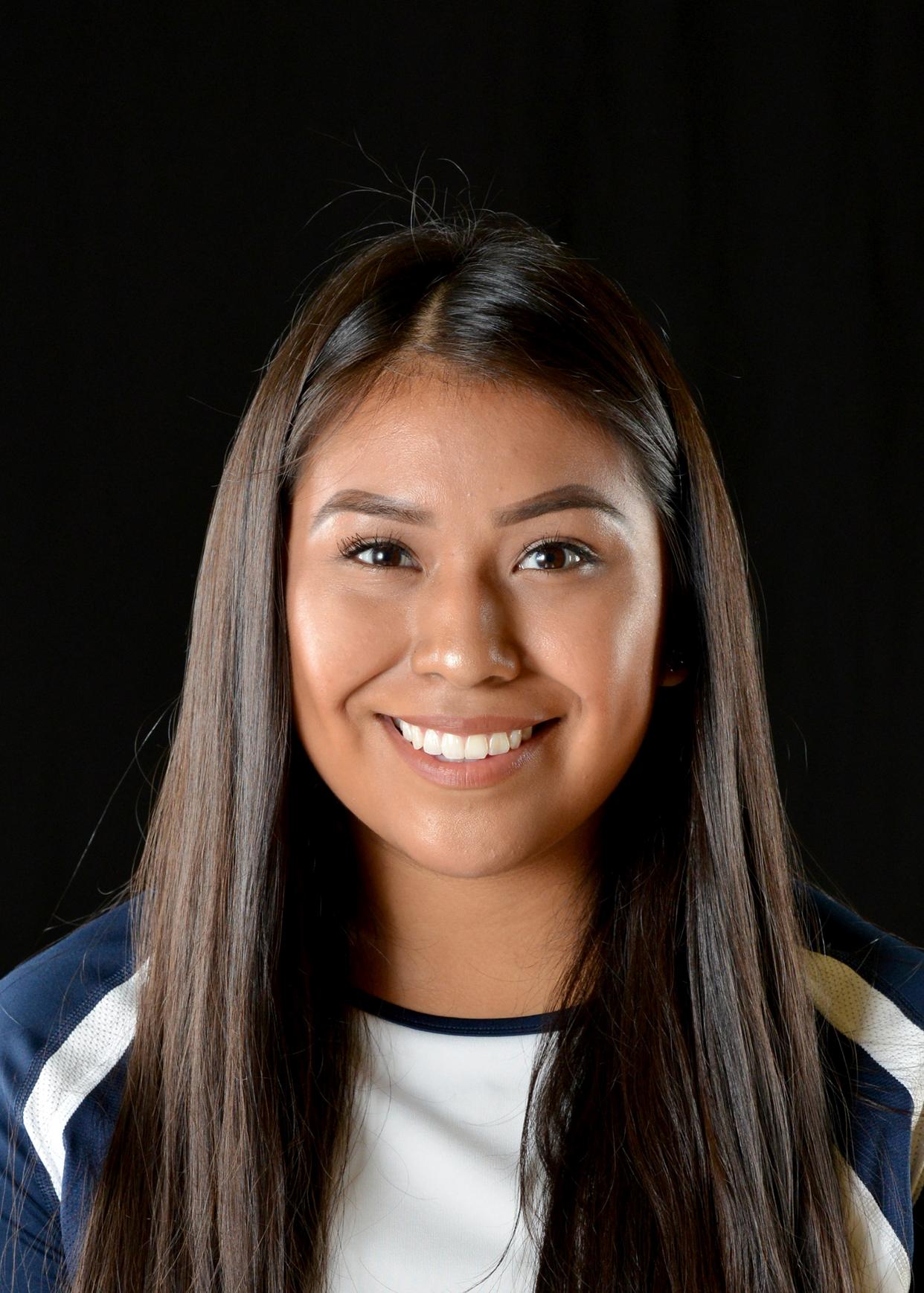 10/11/2016 Volleyball Setter of the Week: Ryanne "Roxy" Kie