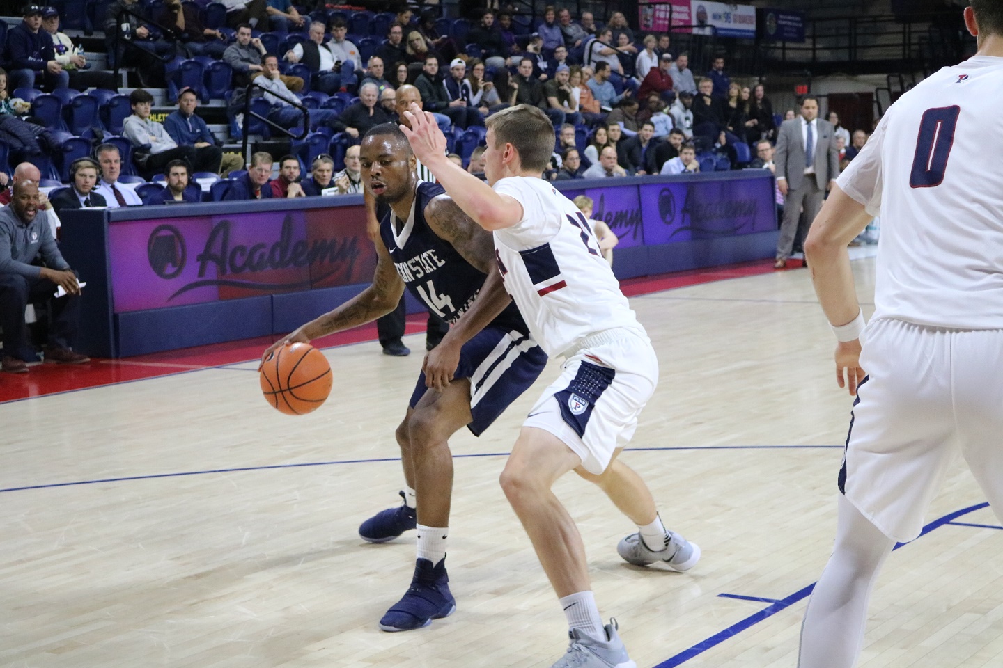2017/18 Men's Basketball Player of the Week: Terrence Brown