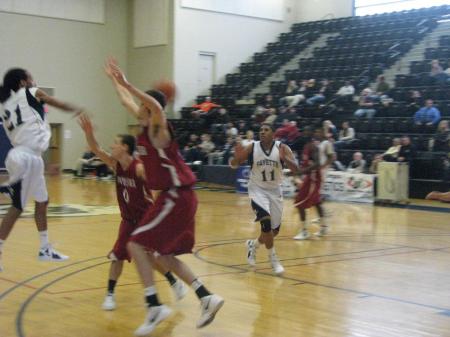 No. 17 Fayette Flourishes Late to Finish Off Penn State Greater Allegheny, 81-79