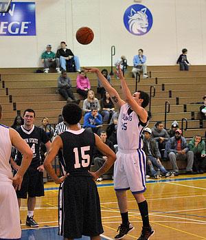 Hazleton Edges out Wildcats 62-60
