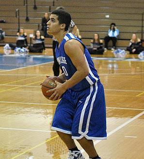 Colonels Second Half Surge Deals Penn College 100-61 Loss