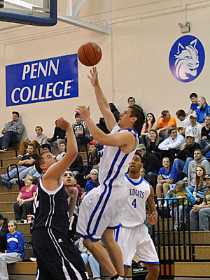 Wildcats Fall to PSU Mont Alto 72-52