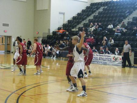 Roaring Lions Knock Off #2 Andrews, On to Semifinals!