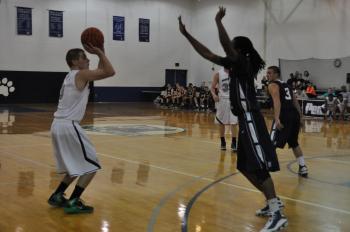 Schuylkill shocks York on late three, 77-76