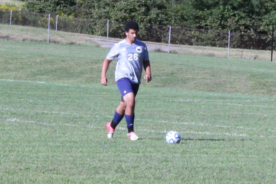Men's soccer match ends in a tie