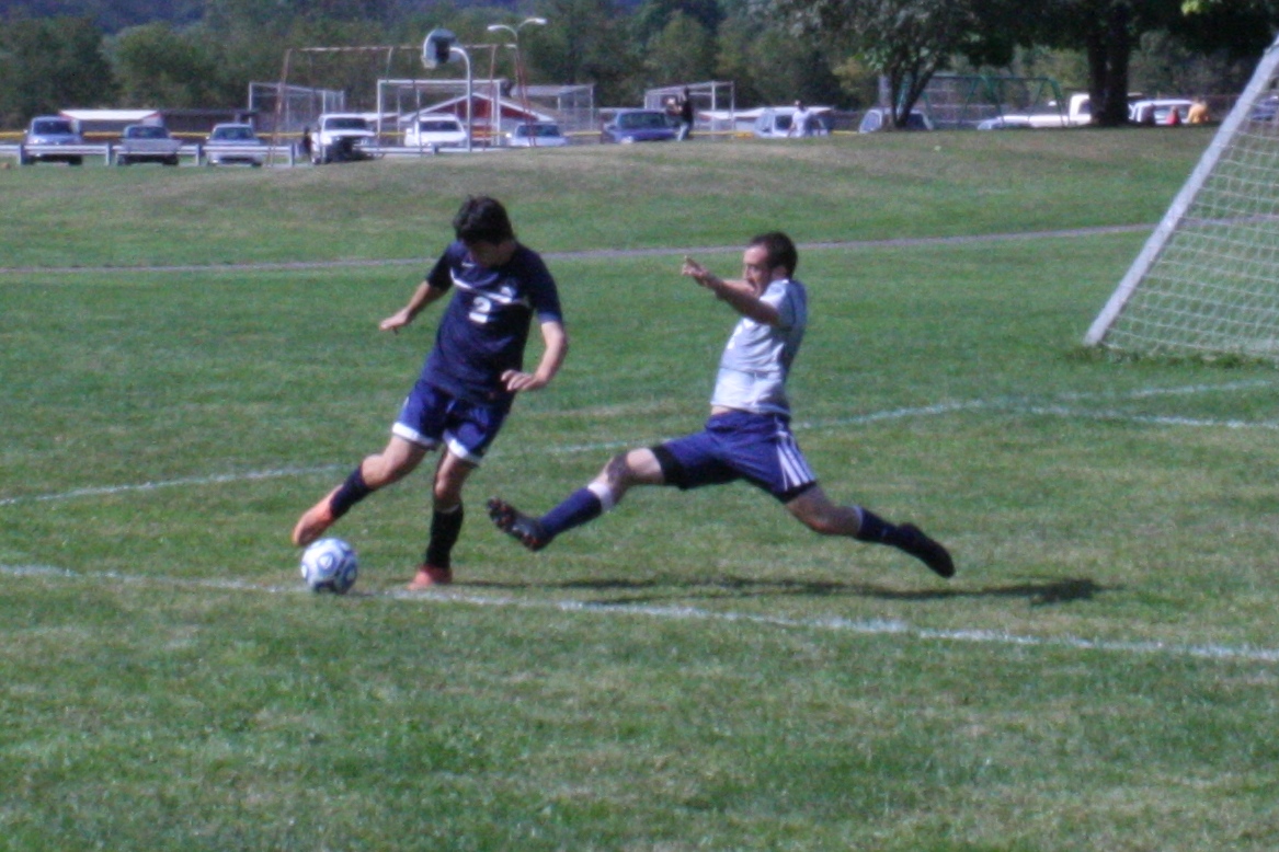 Men's soccer wins against Penn State Hazelton