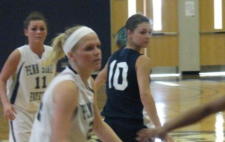 Fayette Drops First Conference Game to Penn State Beaver, 74-68