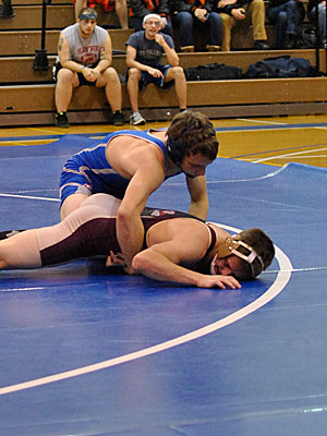 Wrestling: Wildcats Sweep in PSUAC Tri-Match