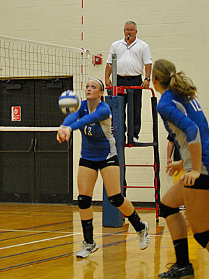 Wildcats Split on First Day of Lycoming Volleyball Classic