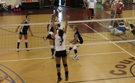 Women's Volleyball Finishes Fourth in USCAA Classic