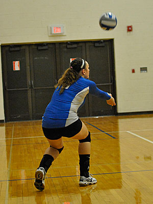 Lady Wildcats Have Rough First Day of USCAA Championships