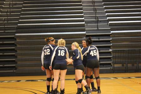 Women's Volleyball Drops Pair of Conference Matches